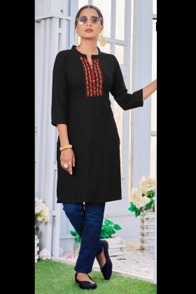 Black 14 Kg Rayon Readymade Kurti