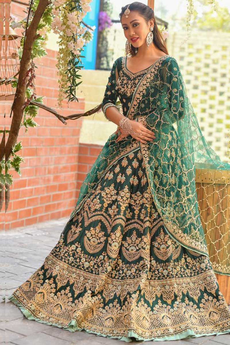 Buy Green Floral Printed Banglori Silk Bridal Lehenga Choli With Dupatta  Online from EthnicPlus for ₹3,949.00