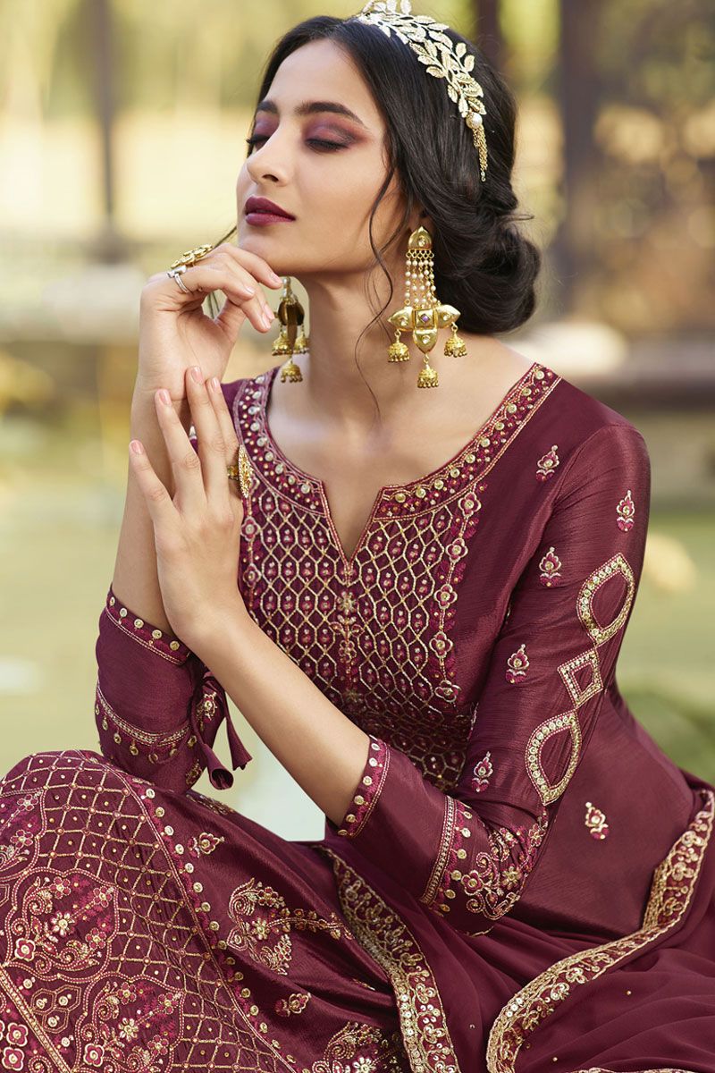 Lohri 2022: Best Hairstyle to Try With A Traditional Salwar Suit This Lohri