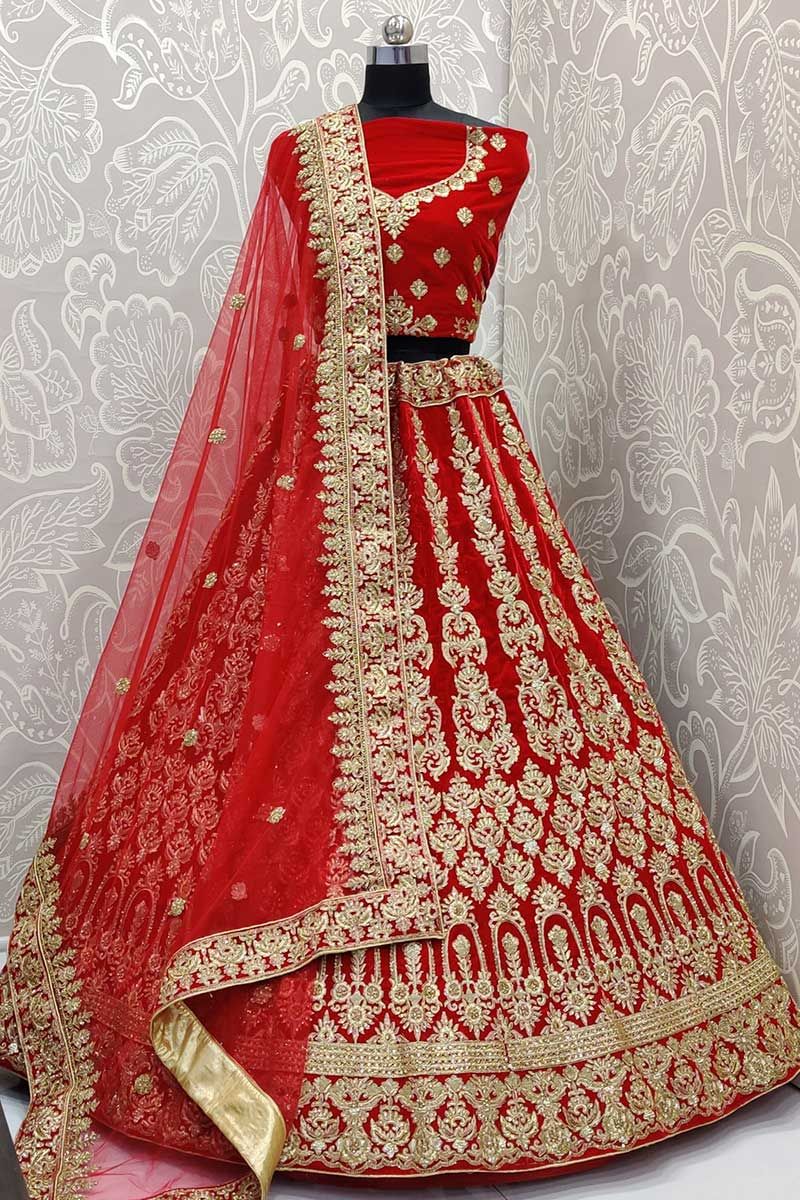 Photo of Heavy red bridal lehenga tassels