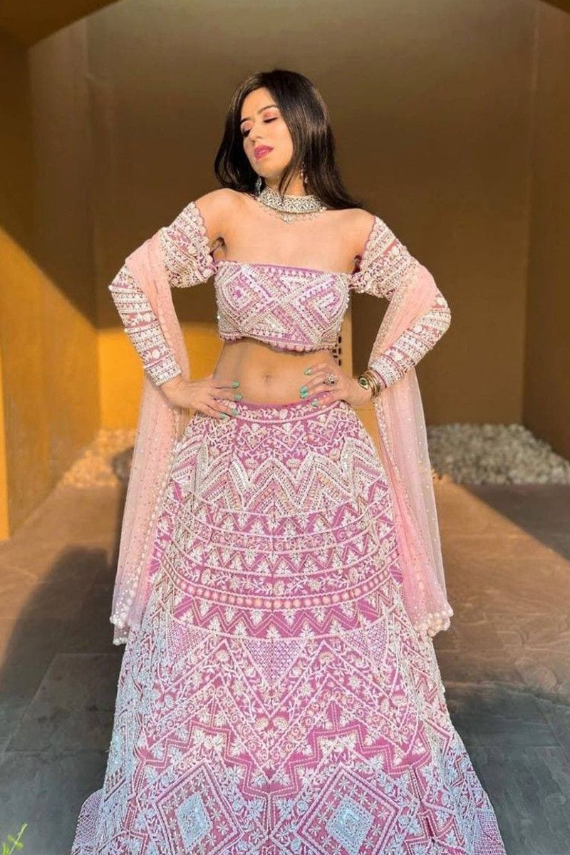 Designer Outfit for sisters | Outfit Ideas for bridesmaids | Indian  Weddings | Indian outfits | Latest bridal dresses, Bridal anarkali suits,  Party dress long