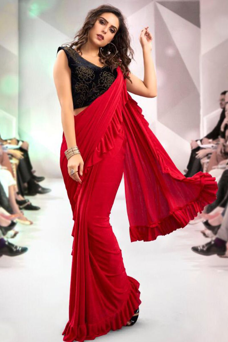 Red Georgette Ruffle Saree Set Design by Bhumika Sharma at Pernia's Pop Up  Shop 2024