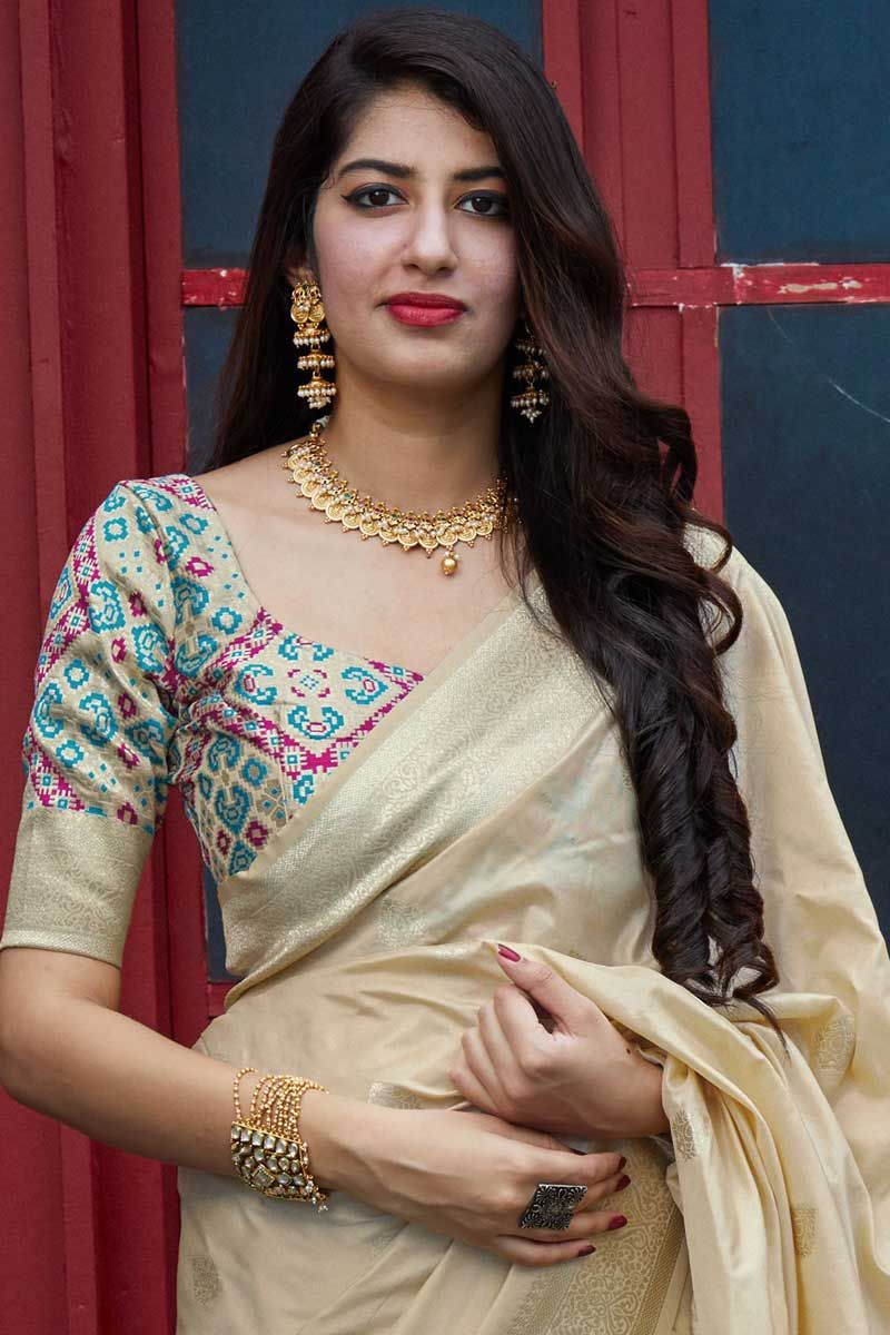 Color Saree - Long braid hairstyles - Traditional hairstyles on saree  Nothing is as quintessentially Indian as a detailed running braid. Don't  have long-drawn hair? We have two terms for you: hair