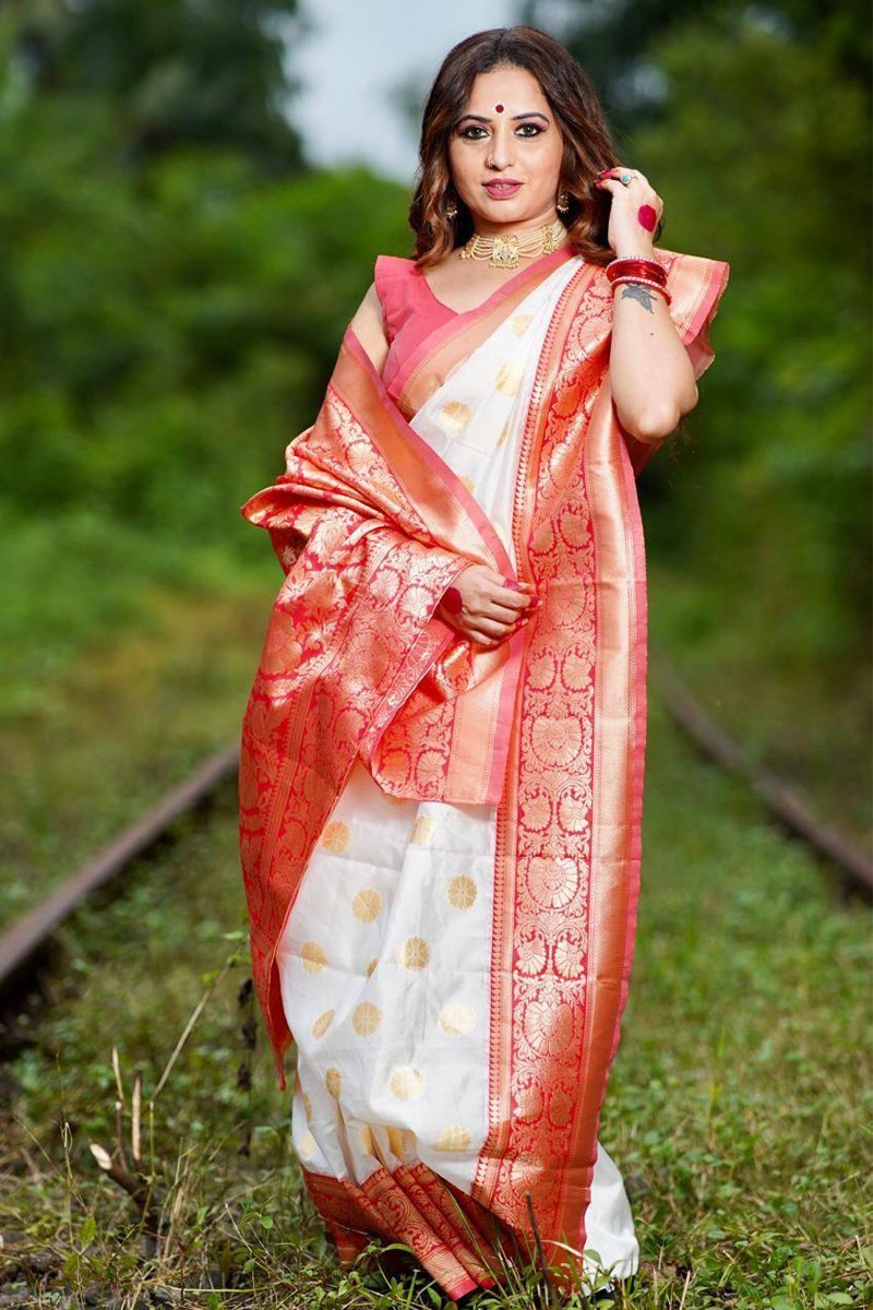 Shop Best Sarees Online For Durga Puja 2022 | LBB