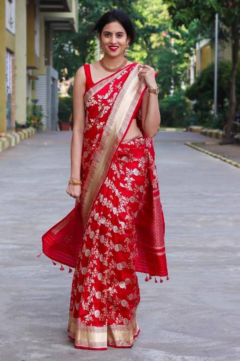 Karwa Chauth Special: Brides Who Wore Their Mother's Saree For Their Big Day