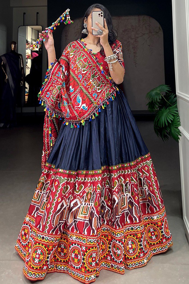 Lakhani Traditional Dress in Khodiyar Nagar Nikol,Ahmedabad - Best Traditional  Wear Retailers in Ahmedabad - Justdial
