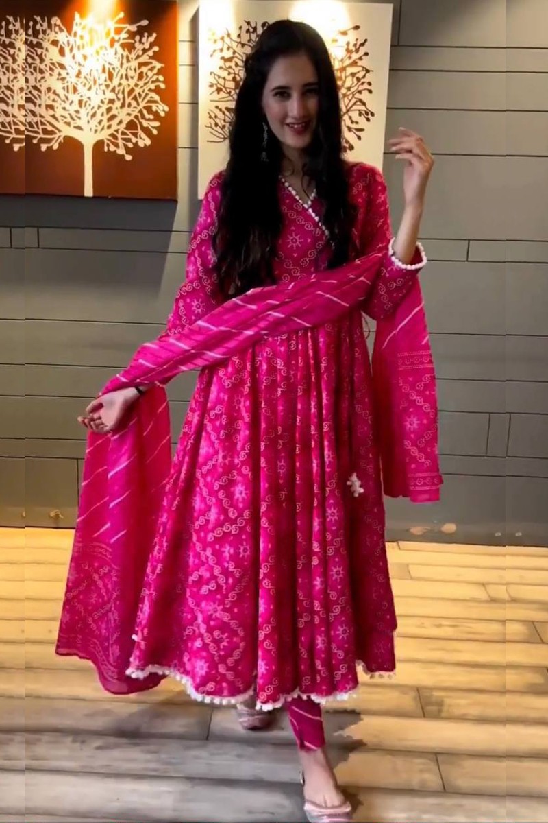 Bandhani hot sale anarkali suit