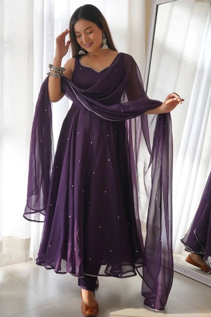 Grape wine shop color dress